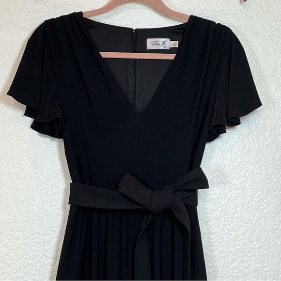 Eliza J Flutter Sleeve V-Neck Belted Wide Leg Jumpsuit in Black size 4 - Picture 6 of 15